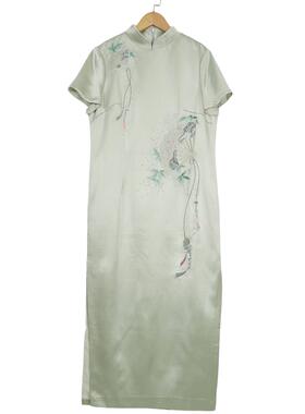 六礼LOOLAYY精选品牌女装高端时尚气质百搭绿色连衣裙A2-17325