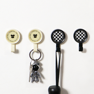 XEMO北欧免打孔墙壁挂钩门后强力粘钩挂包挂衣服棋盘格小熊