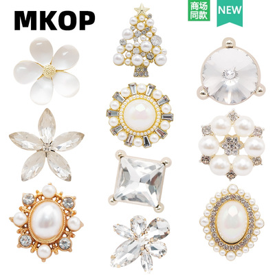 Mkop洞洞鞋配饰钻石珍珠金属鞋花