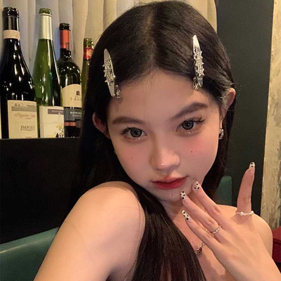 蜜桃茶嗲酷珍妮 星星发夹女高级感刘海侧边头发夹子发卡头饰