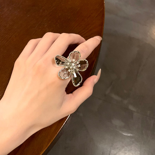 showdigu玻璃花朵戒指