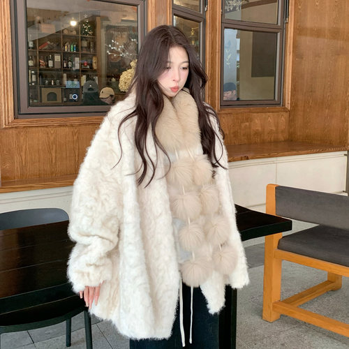 千金感仿小湖羊环保毛毛外套女