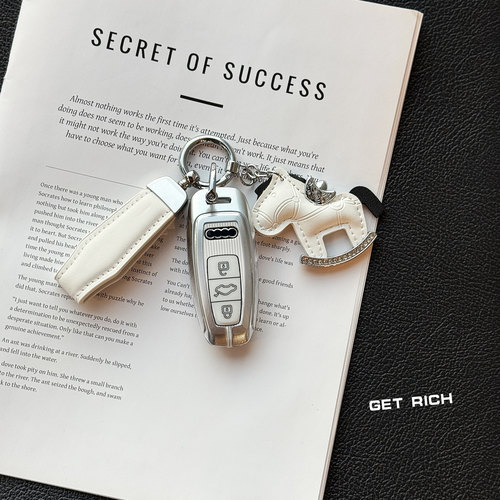 适用奥迪A4L钥匙套Q5L车A5/A6L/A3包A7/Q6/Q7/Q8壳SQ5/A8/RS4扣TT