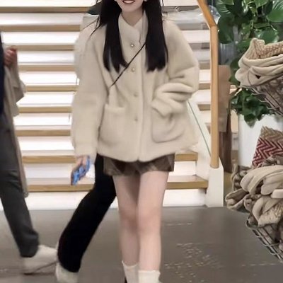 杏色仿羊羔毛绒加厚外套女秋冬款2024年新款爆款小个子高级感短款