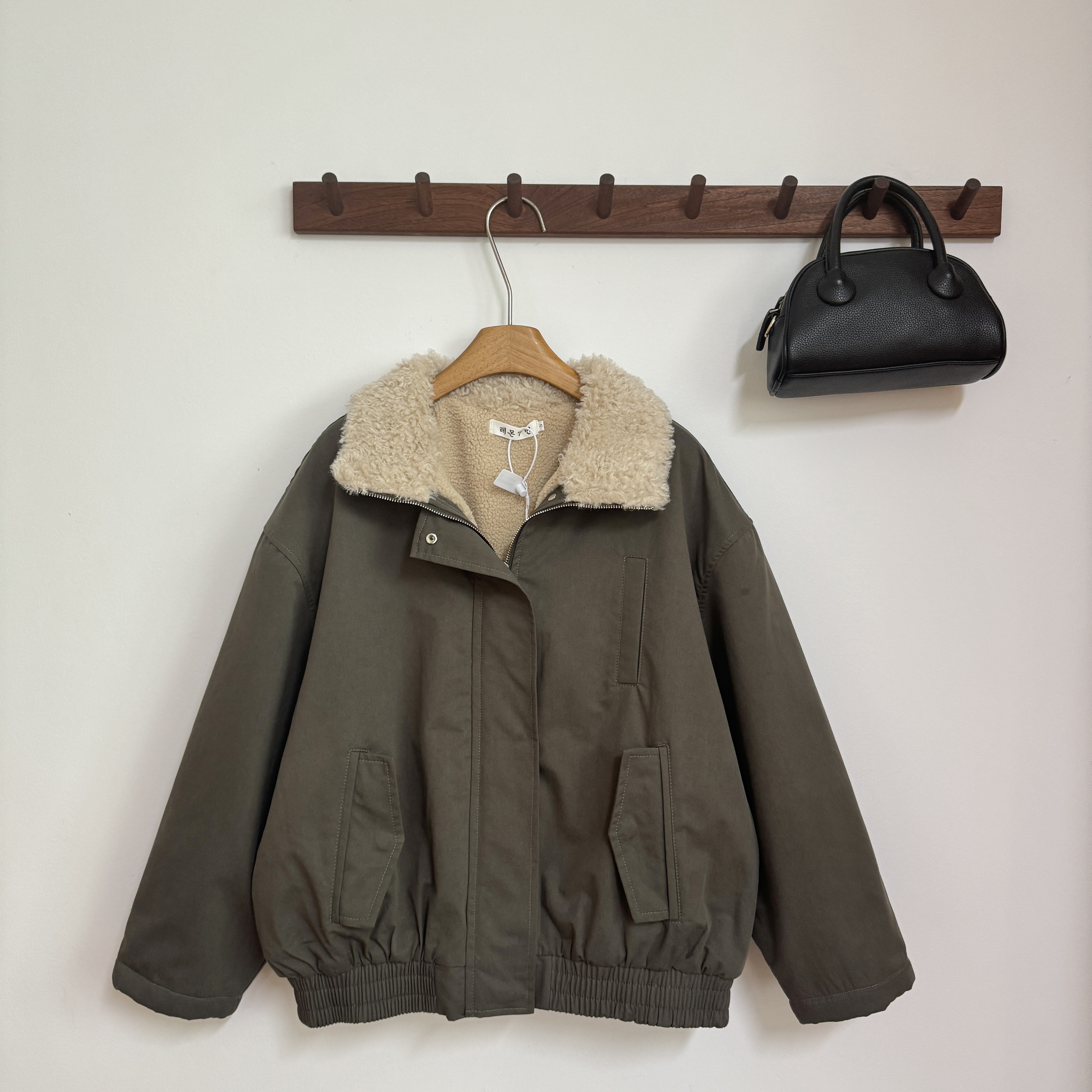 奶兔星球-自制 重工毛毛立领翻领内里绒绒加厚外套女秋冬保暖上衣