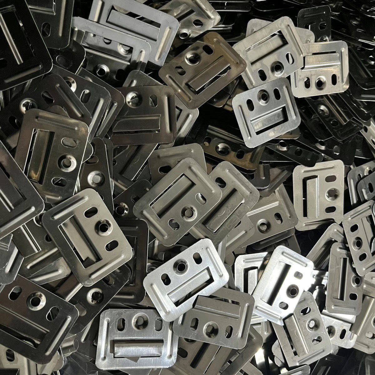 通用卡子 护墙板新款卡子竹木纤维板固定卡扣 卡扣