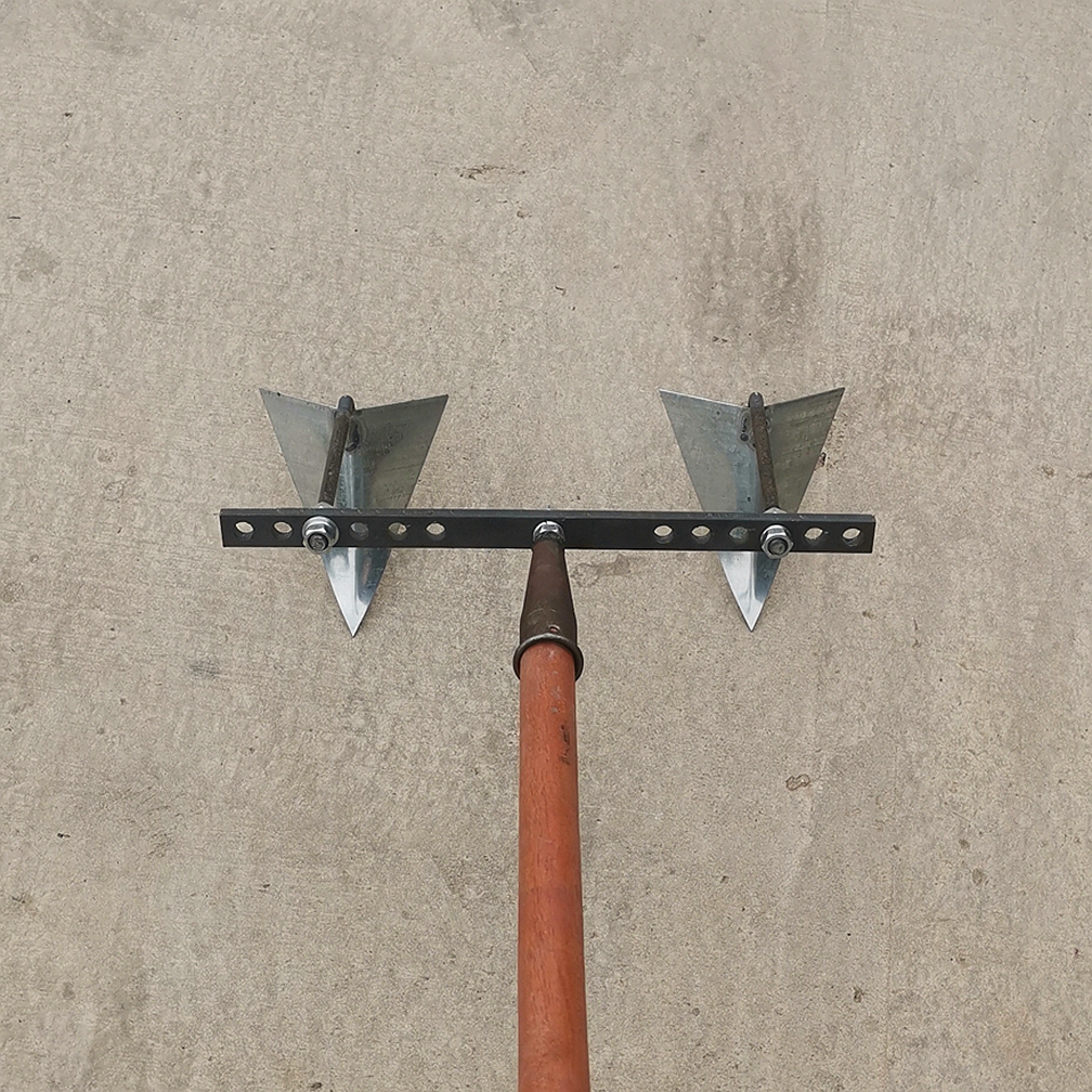 人工手拉犁小型耕地机翻土起垄开沟神器犁地机农用开荒三角小锄头