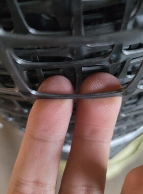 塑料养殖网格围栏黑色栅栏户外家用隔离护栏网果园拦鸡防护网加厚