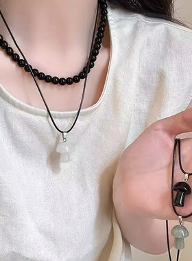 双层蘑菇吊坠黑绳项链女小众设计高级感毛衣链2025新款卫衣链配饰