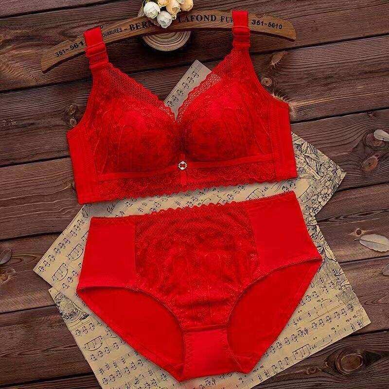 本命年红色内衣内裤套装女结婚新娘小胸罩聚拢无钢圈文胸2026马年