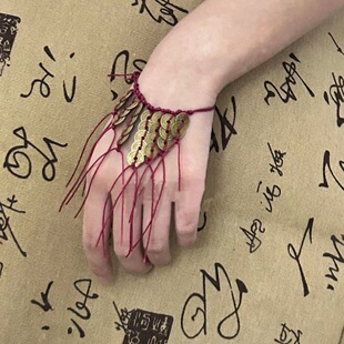 新款诡异道仙李火旺铜钱手链半遮面坐忘道cosp诡异面具诡异饰品。