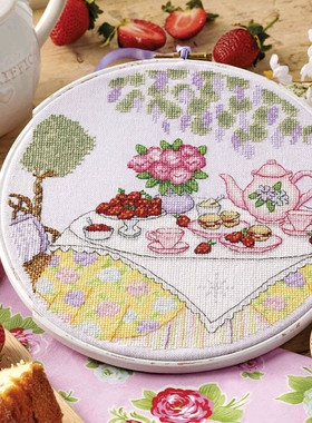 公主绣铺DMC自配套件纯棉线精准印花套件200418紫藤花瓶草莓下午