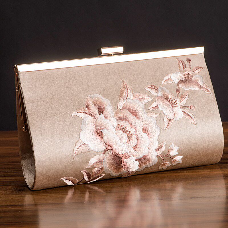 新款刺绣旗袍包女苏绣绣花包丝绸单肩手拿包链条复古民族中国风,箱包皮具/热销女包/男包,手拿包,淘宝优惠券,粉丝福利购,淘宝优惠卷