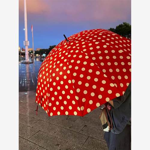 红色波点雨伞高颜值氛围感复古风加大加厚折叠雨伞出游直杆长柄伞