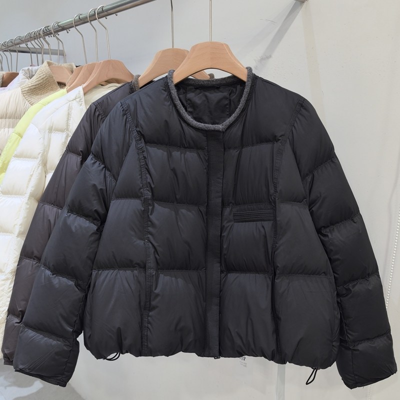 轻薄羽绒服女短款时髦洋气外套