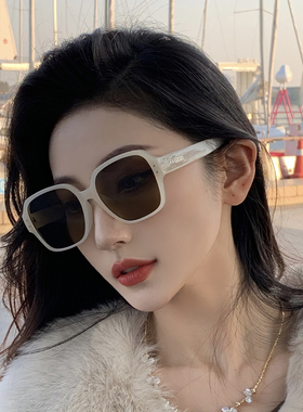 方框网红墨镜女果冻色高级感大框圆脸显瘦2025新款防紫外线太阳镜