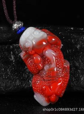 新疆金丝玉鸡血石玉外蒙貔貅吊坠彩玉男女情侣转运鸿皮休玉石项链