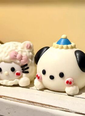 巧克力黄油小熊蛋糕装饰卡通情侣抱抱熊摆件立体潦草小狗小猫插件