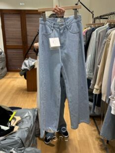 现货～GILLI韩国正品小众设计师品牌2026春款经典百搭直筒牛仔裤