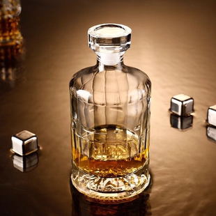 高档酒瓶玻璃瓶空瓶红酒洋酒威士忌酒瓶白酒瓶带盖密封泡酒瓶瓶子