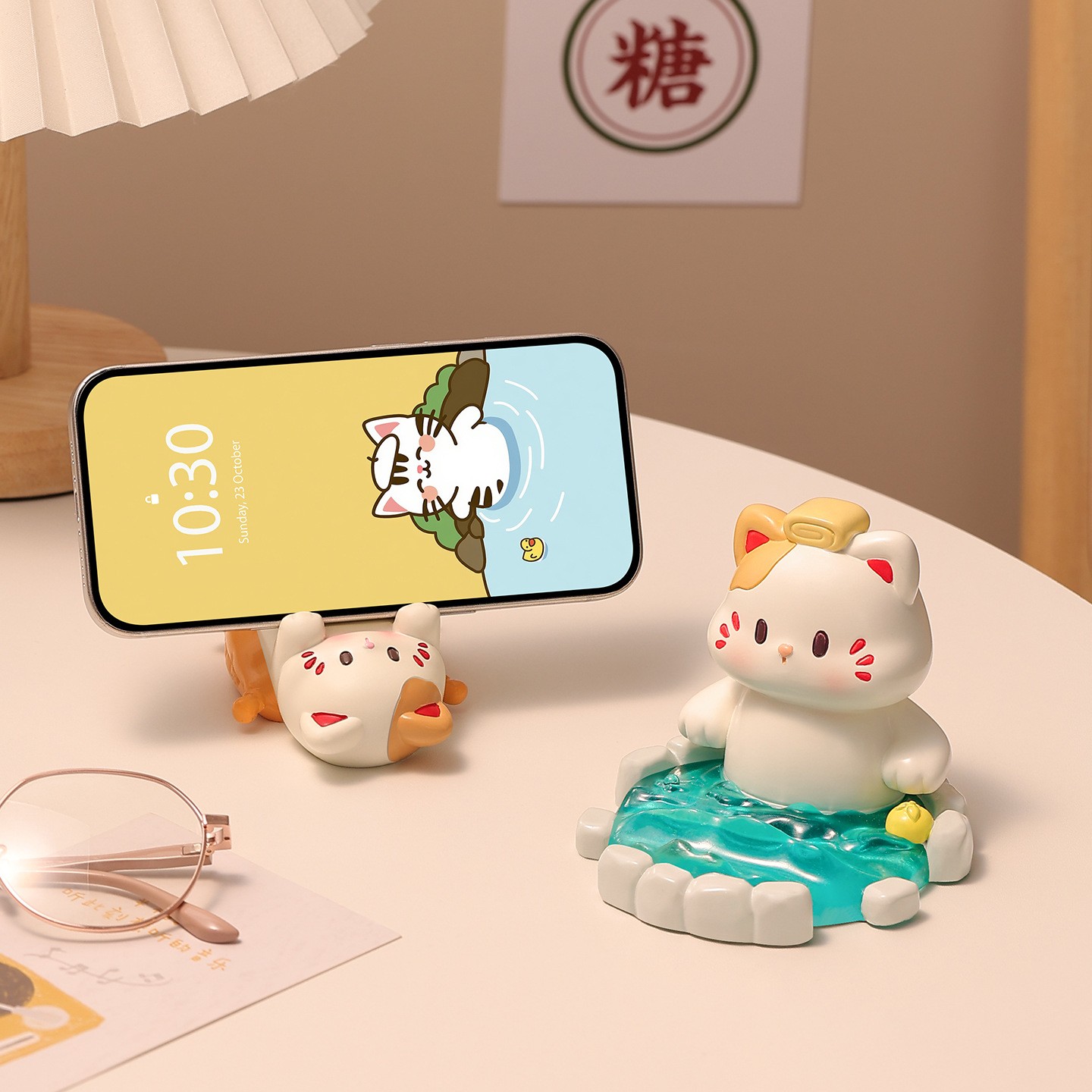 手机支架送女生节日实用小礼物