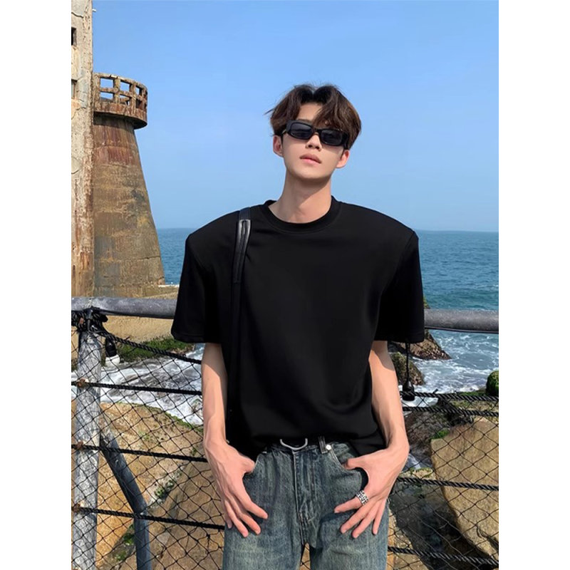 小领口黑色垫肩短袖男夏