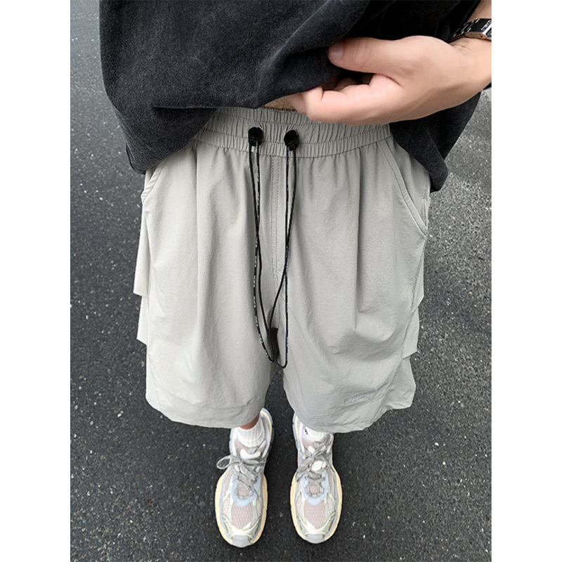 浅灰色工装伞兵短裤男夏
