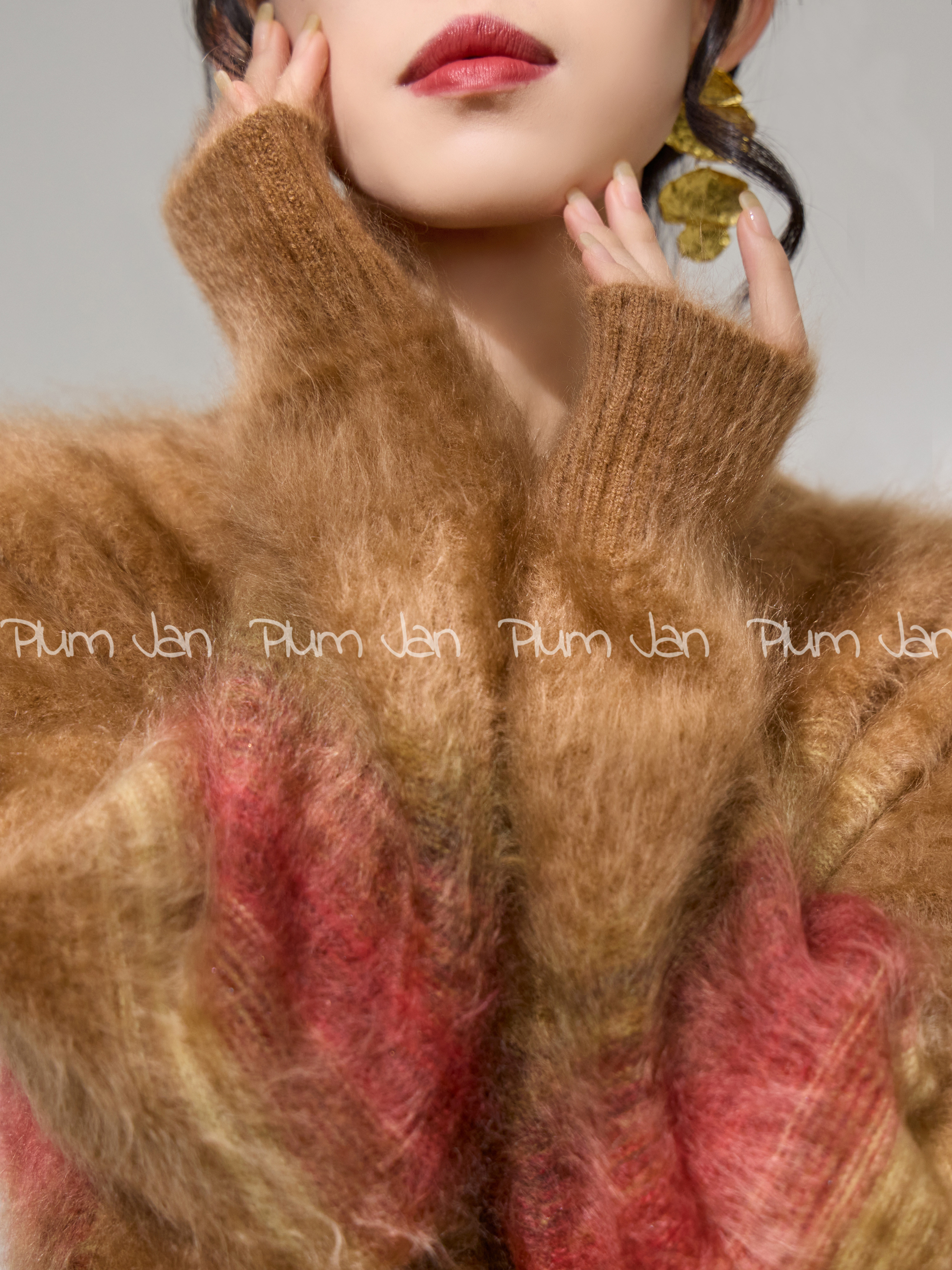 Mohair Sweater for Women with Sequin Round Neck - Taobao product photo 3