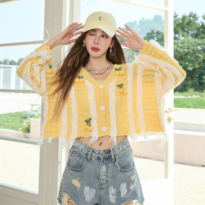 CLOUDSEASON气泡樱桃短款毛衣