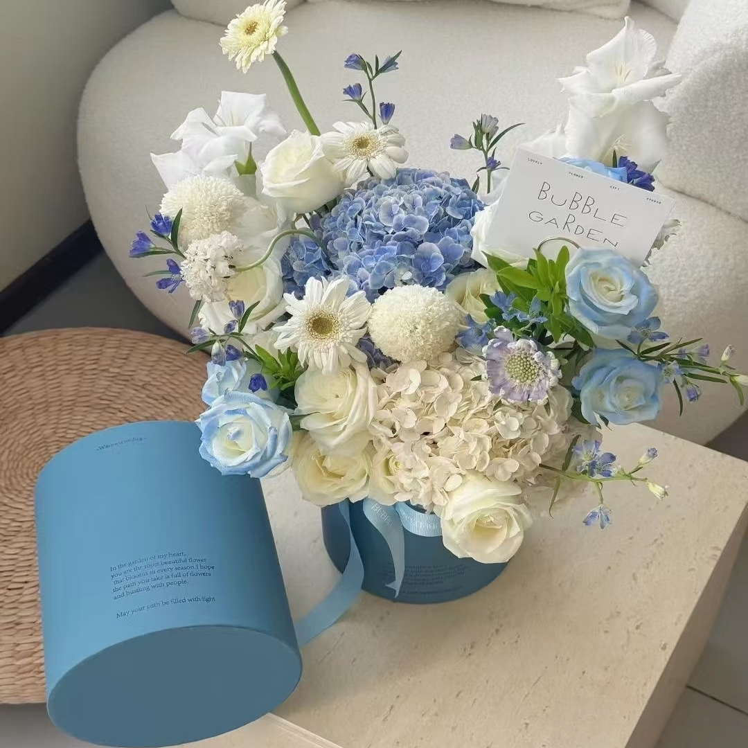 轻奢磨砂肤感抱抱桶花桶鲜花束圆图片
