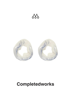 Completedworks英国小众品牌Scrunch圈圈耳环 珠光白设计感