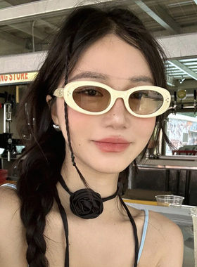 404的店韩版复古椭圆时髦甜妹墨镜防紫外线街拍凹造.型太眼镜女