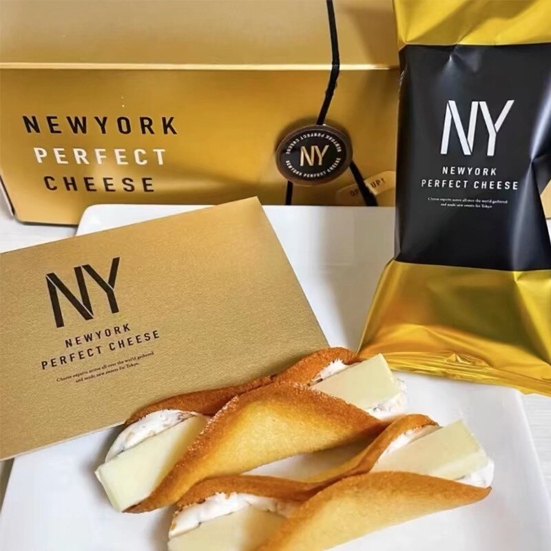 日本进口零食NY芝士卷奶油蛋卷Cheese Roll Cream巧克力芝士饼干