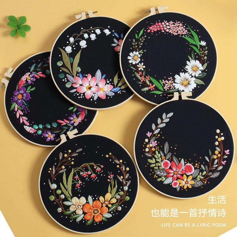 新款花卉花环花语刺绣diy材料包手工创意丝带绣立体挂画 跨境英文