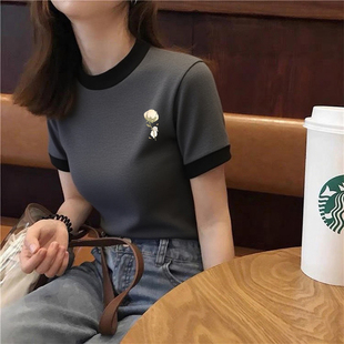 上衣 洋气减龄正肩T恤女夏季 撞色拼接短袖 打底衫 甜辣妹小个子短款