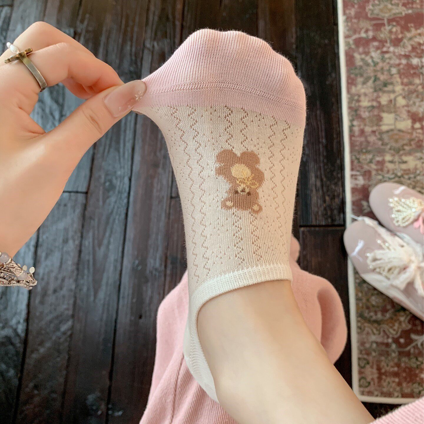 软萌可爱风小熊提花隐形袜子女防滑不掉跟船袜薄款夏天透气浅口袜