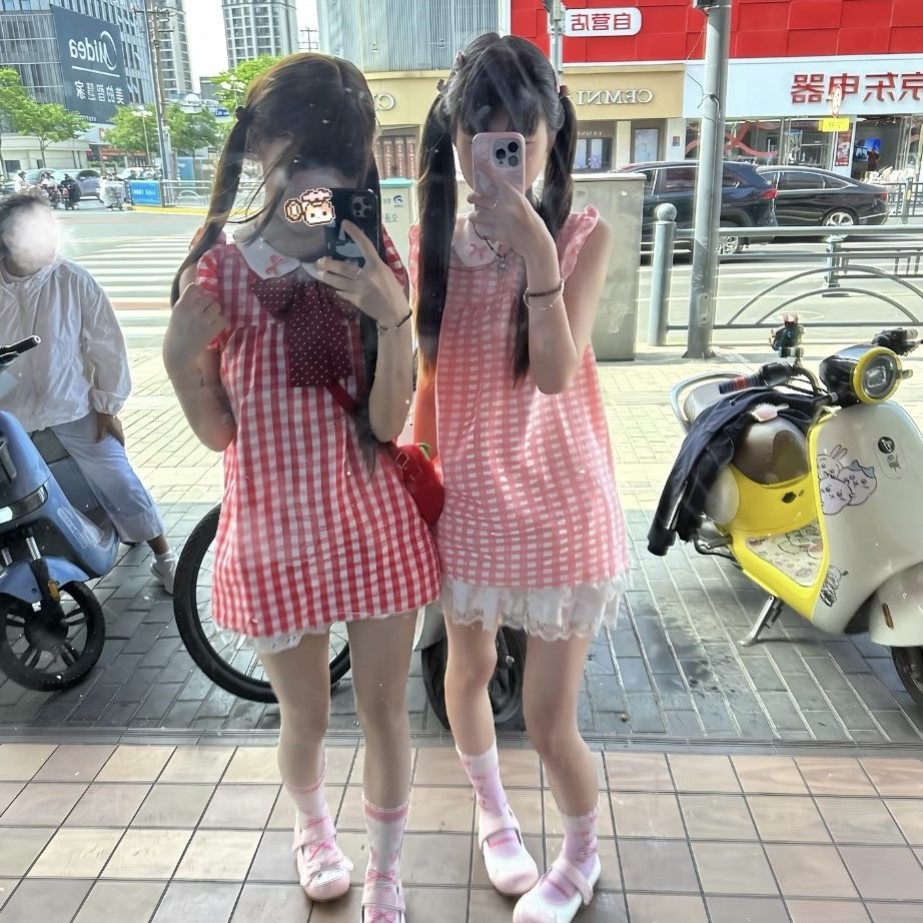 女童小童洋气连衣裙甜美夏装宝宝公主儿童裙子格子娃娃领连衣裙