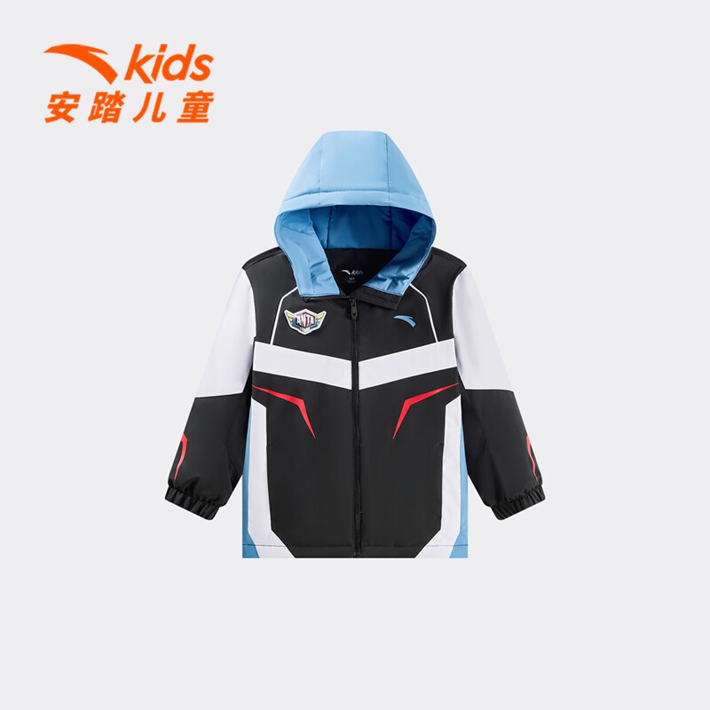 安踏儿童装2026春季新款男小童奥特曼骑行运动连帽棉服防风保暖