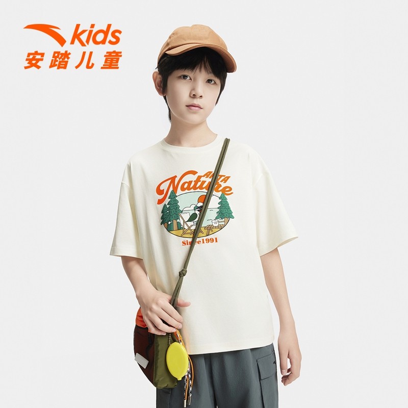 安踏儿童2026夏季新款男大童宽松版柔软舒适针织短袖衫
