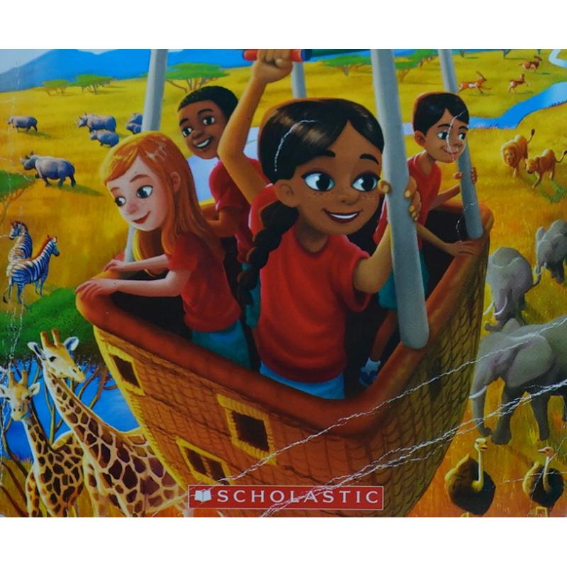 Savanna Showdown Race the Wild by Kristin Earhart平装Scholastic Paperbacks萨凡纳决战赛