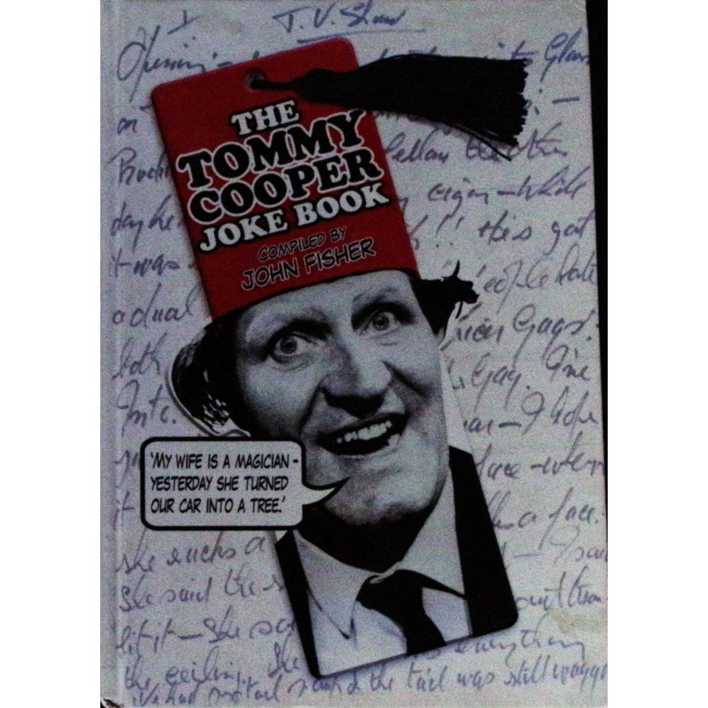 英语原版引进汤米库珀笑话集收录英国喜剧大师TommyCooper经典段子和珍贵照片适合1114岁青少年男女阅读的英式幽默读物由资深电