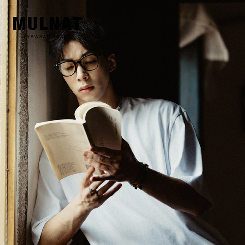 目奈MULNAT全板材AD方框眼镜