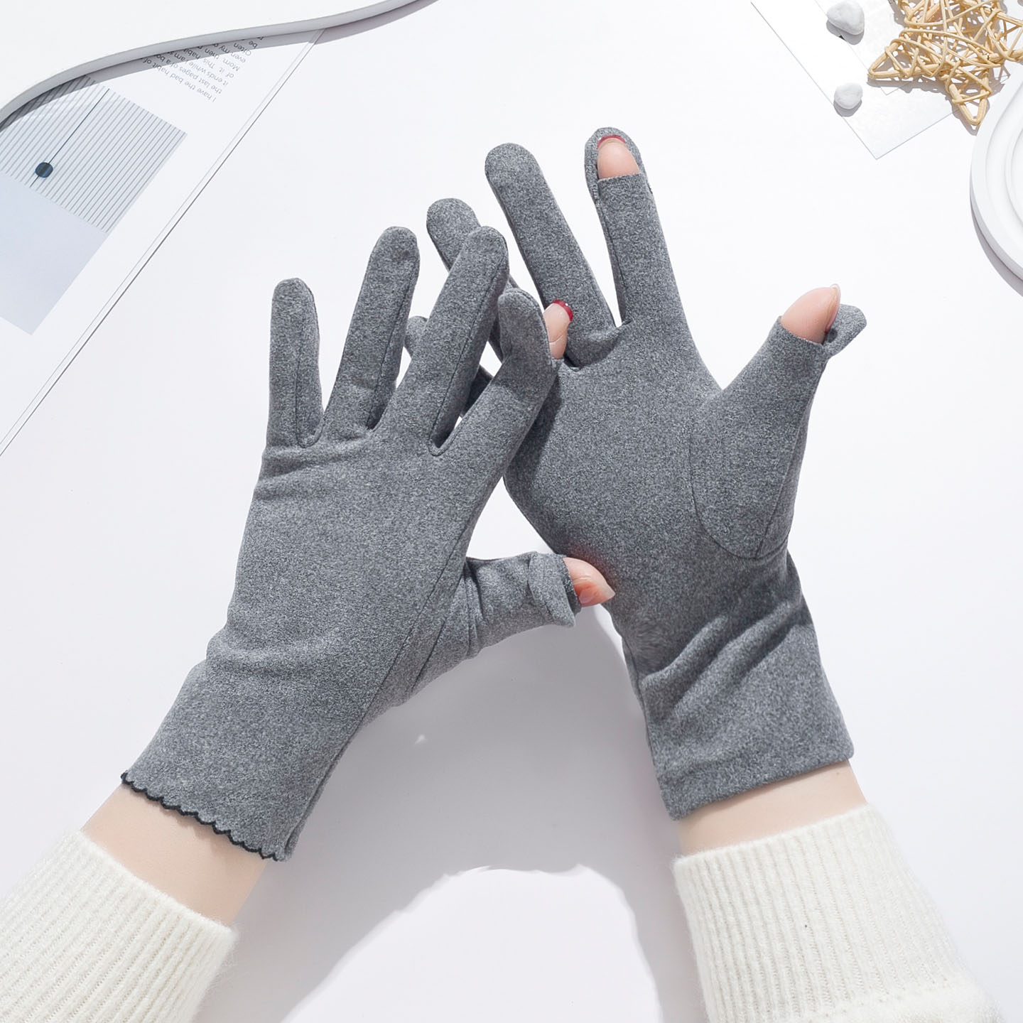 翻盖露指简约韩版手套女秋冬季漏指触屏骑车保暖防风德绒单层薄款