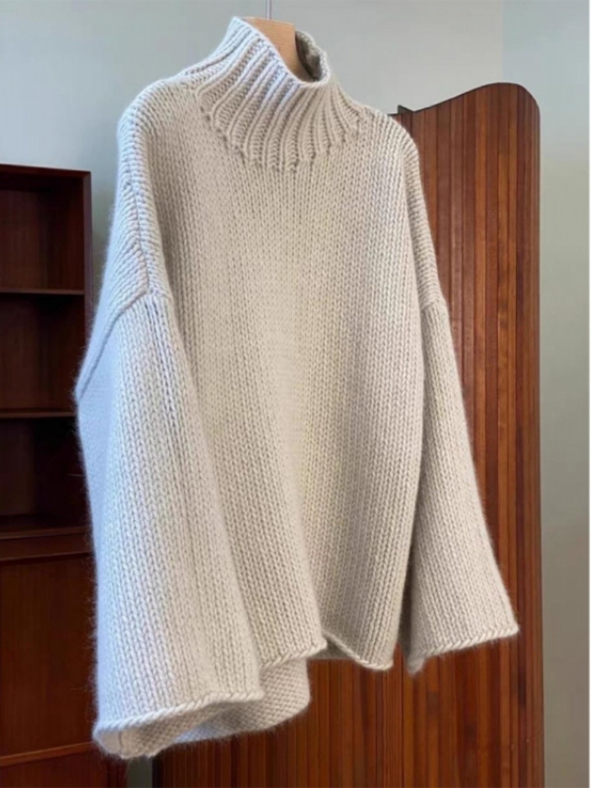 米白色高领针织衫女2025年冬新款慵懒宽松简约风休闲百搭打底毛衣