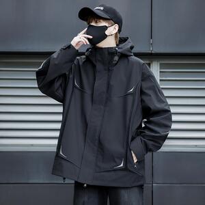 冲锋外套男款秋季2026新款衣服春秋美式潮牌男士工装宽松户外夹克