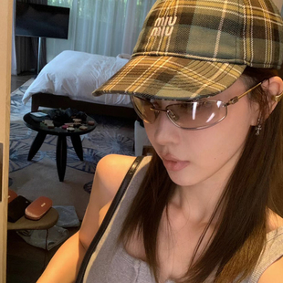 防紫外线YV400太阳镜 骑行徒步护目无框墨镜女 运动眼镜 新款 50s