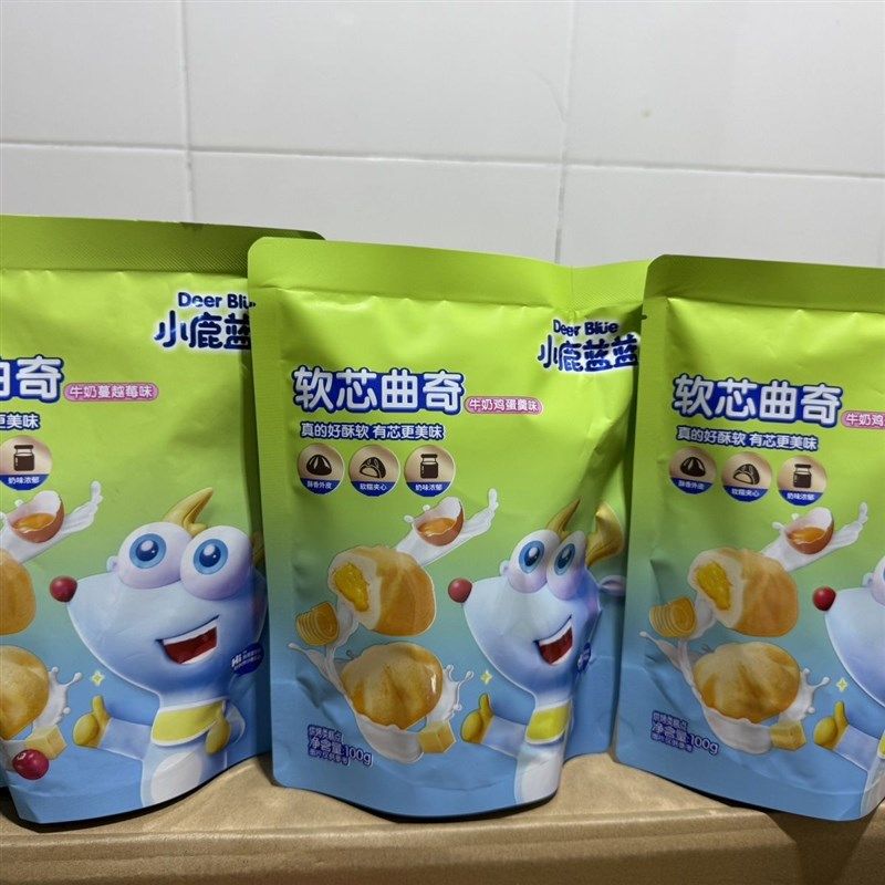 小鹿蓝蓝软芯曲奇蔓越莓牛奶w鸡蛋羹外皮夹心奶香浓郁零食无添加