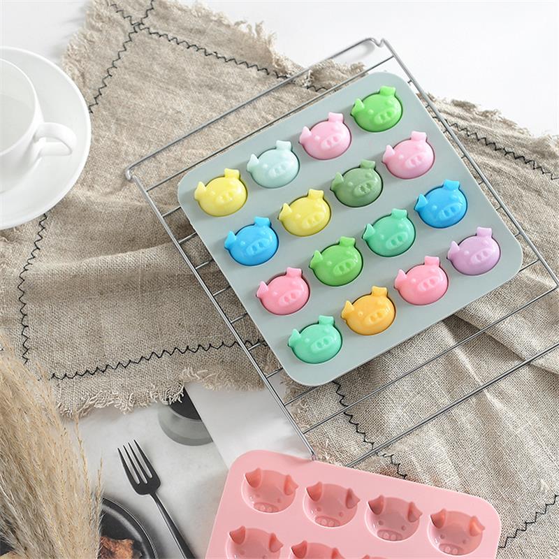 新品 16连卡通单表情猪头硅胶巧克力冰格蛋糕模香薰石膏模DIY工具