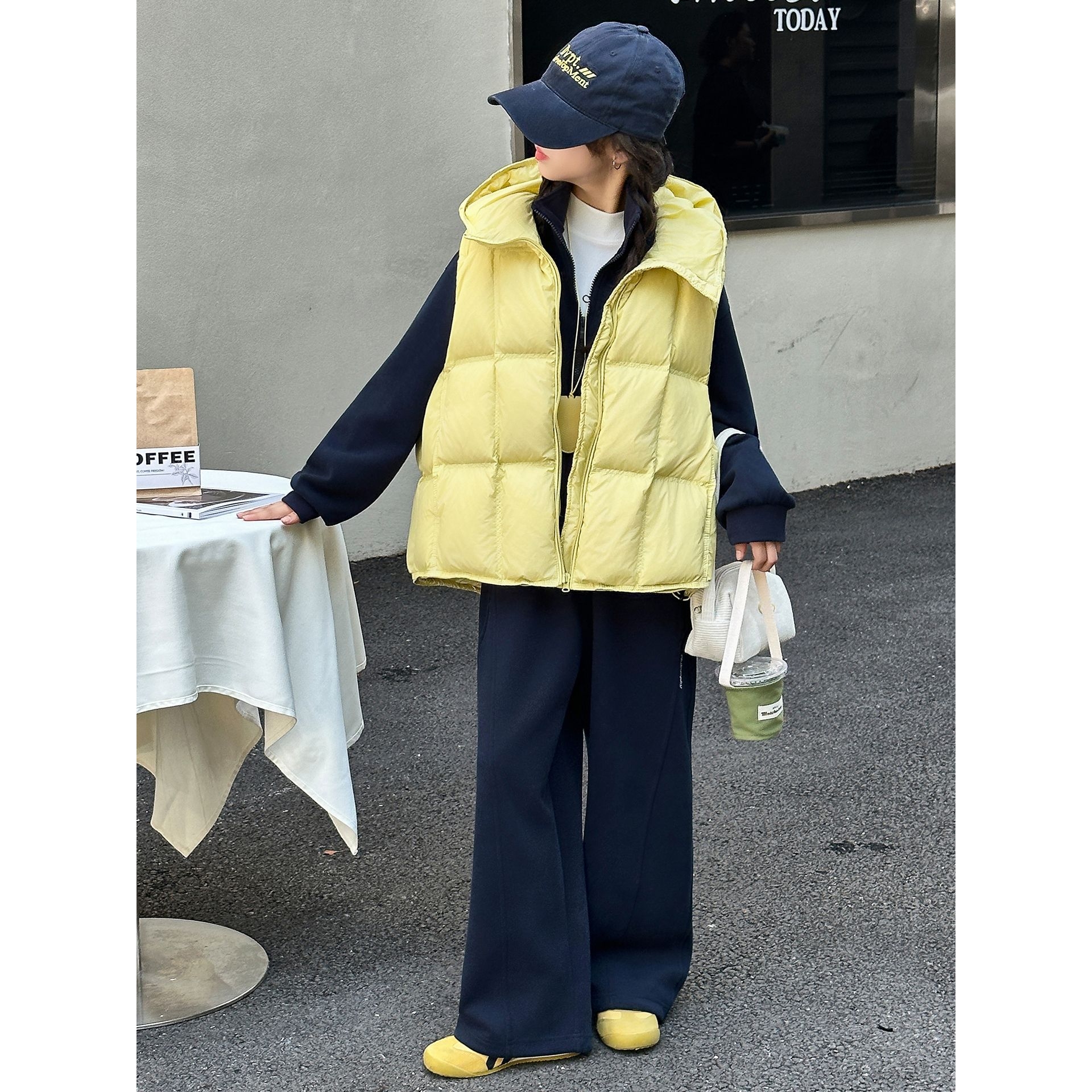 女童秋冬套装2025新款洋气冬季大童儿童小女孩加厚马甲卫衣三件套