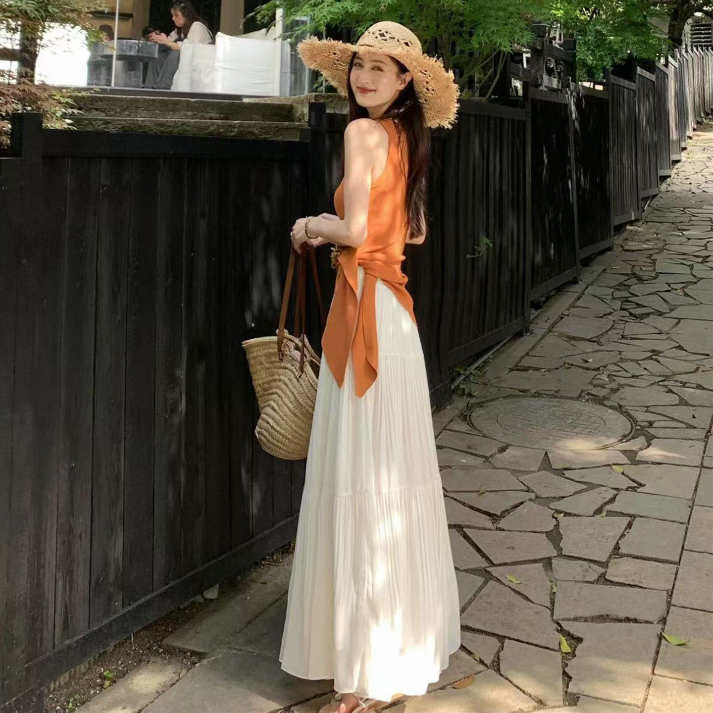 白色雪纺半身裙女2026新款春夏a字压褶大摆裙温柔风中长版蛋糕裙